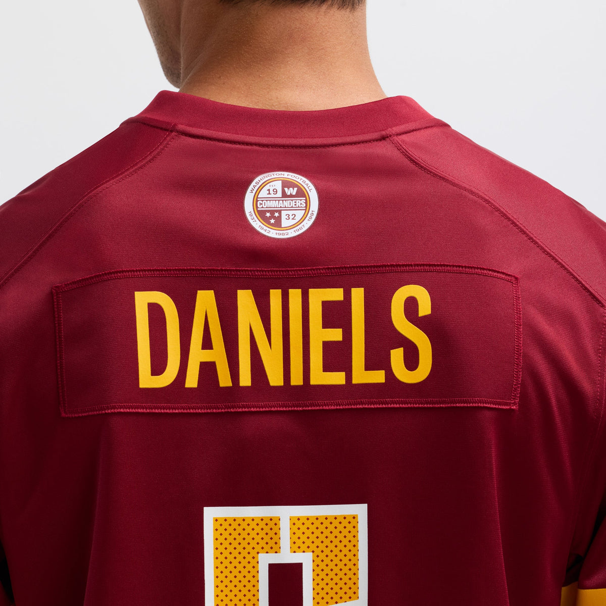 Men's Washington Commanders Jayden Daniels Black Alternate Game Player Jersey